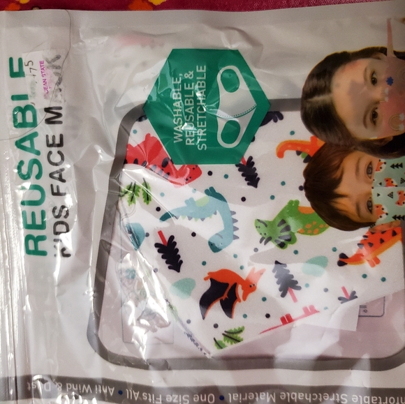 Dinosaur 🦕 child's face mask reusable/ dino cover - Picture 3 of 7